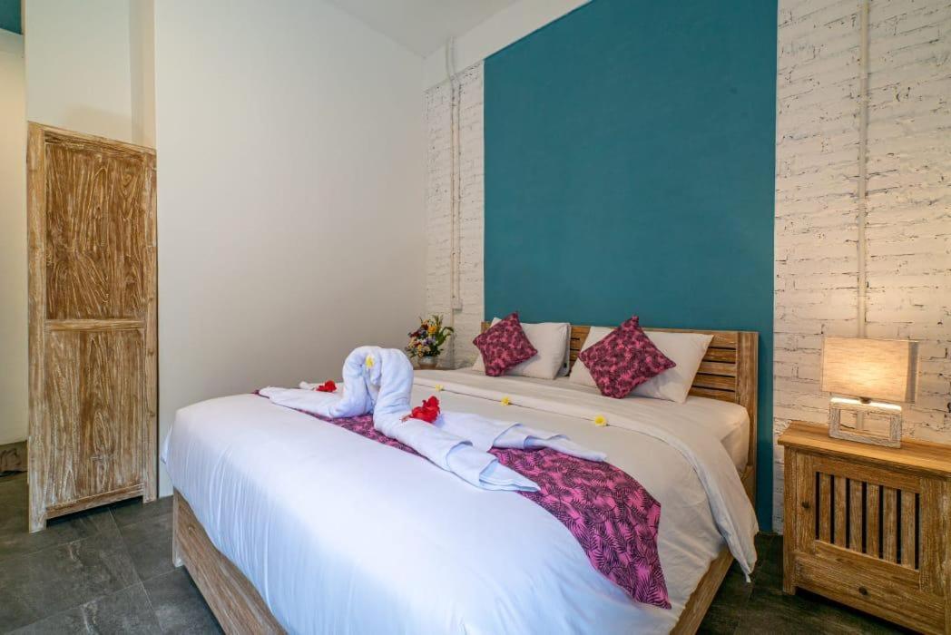 EUFORIA Guest House Canggu Extérieur photo